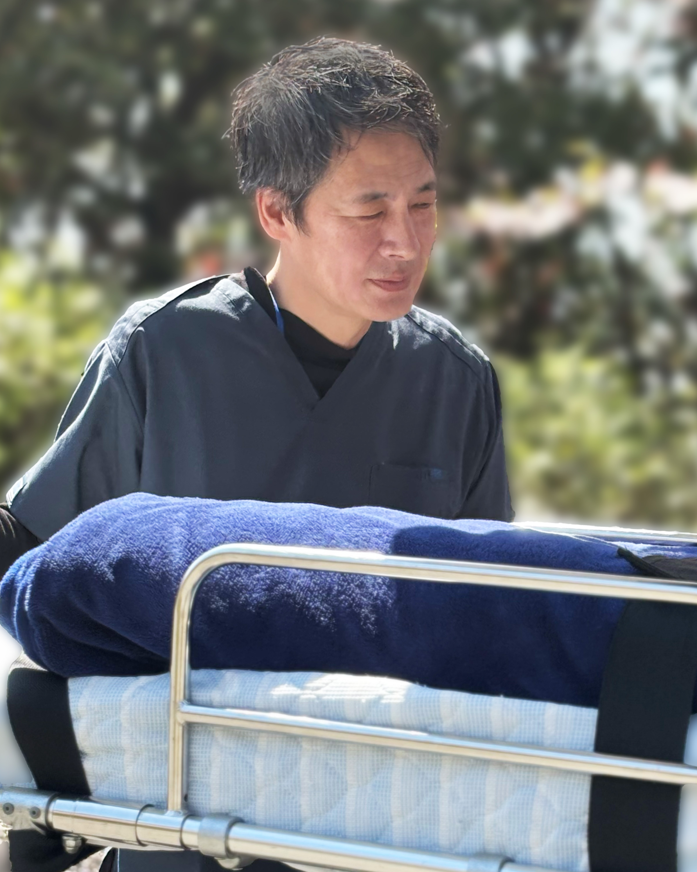 RAKUSUTAの男性スタッフ